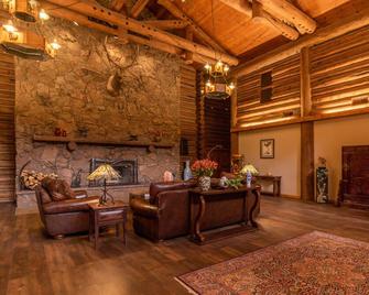 Dao House - Estes Park - Lounge