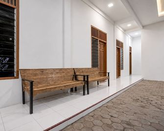 Hotel O near RS Harapan Bunda formerly Quanza Inn - Banda Aceh