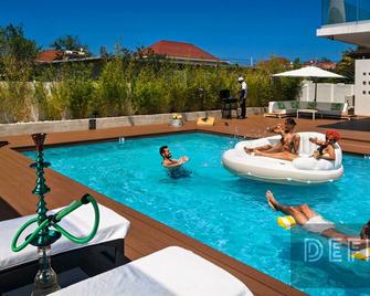 Wabi-Sabi Villa - Lucea - Pool