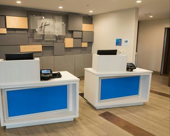 Holiday Inn Express & Suites Louisville N - Jeffersonville By IHG - Jeffersonville - Receptie