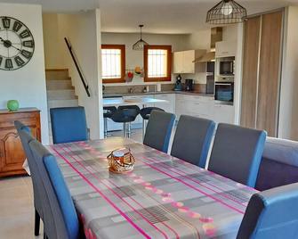 Holiday apartment Buis les Baronnies for 1 - 6 persons with 3 bedrooms - Farmhouse - Buis-les-Baronnies - Essbereich