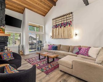 Ridgepoint Retreat - Mountain Escape for 8 with Resort Amenities - Beaver Creek - Wohnzimmer