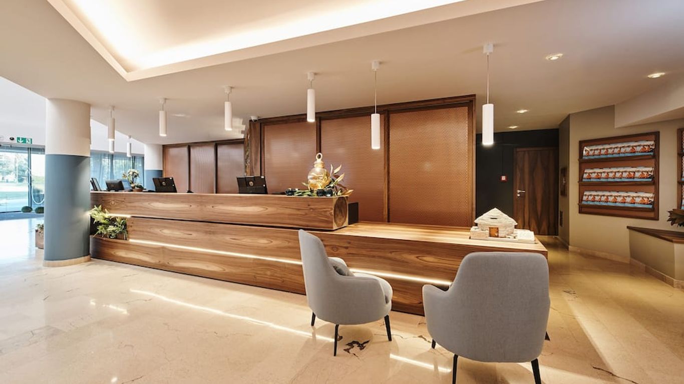 Aminess Vival Maestral Hotel