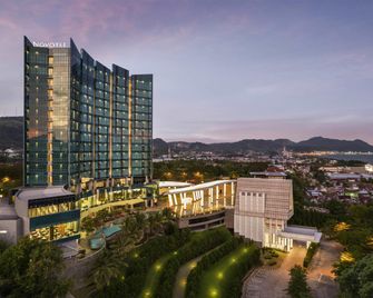 楠榜諾富特酒店 - 班達南榜 - 建築