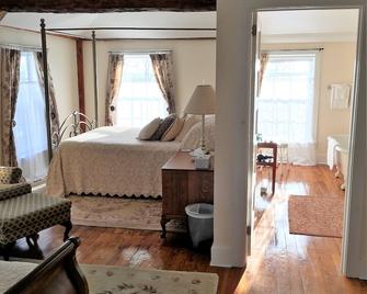 The Rosemont Inn - Montrose - Bedroom