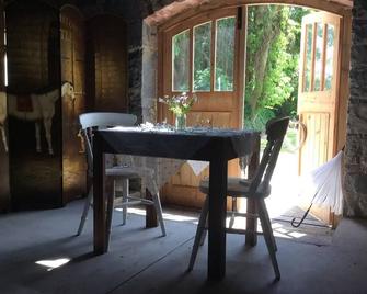 Durhamstown Castle's Barn - Navan