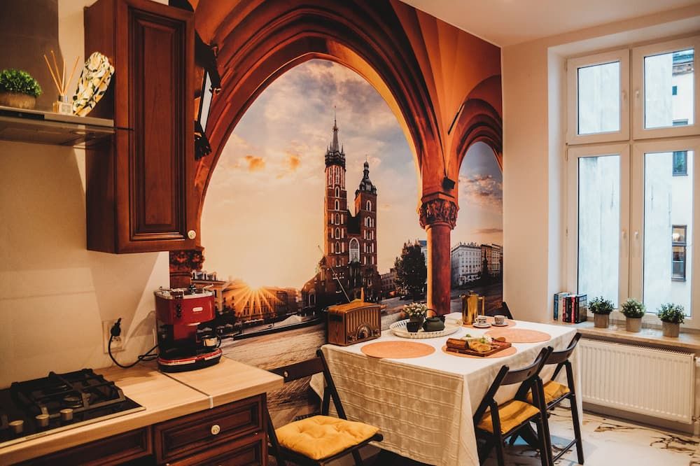 فاتكات أبارتمنتس - كراكوف - غرفة طعام