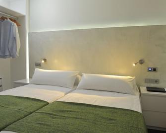Gaudint Barcelona Suites - Barcelona - Habitació