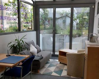 Inus Apartments - Apartment Inus Winter Garden - Ludwigsburg - Living room