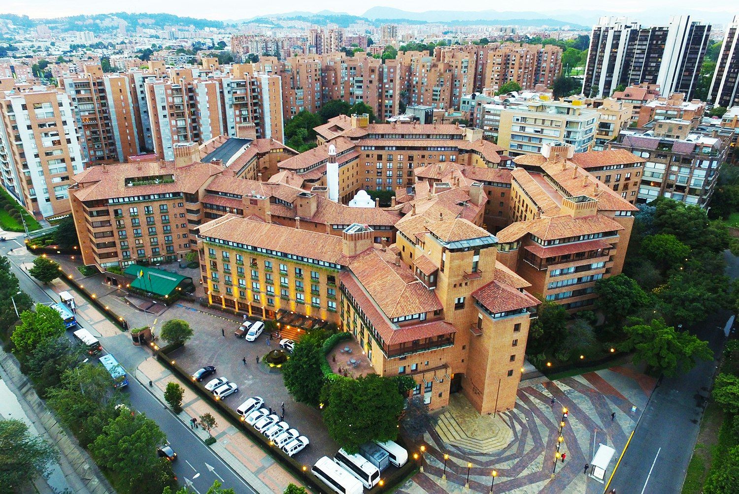 Hotel Estelar La Fontana - Bogotá - Edifício