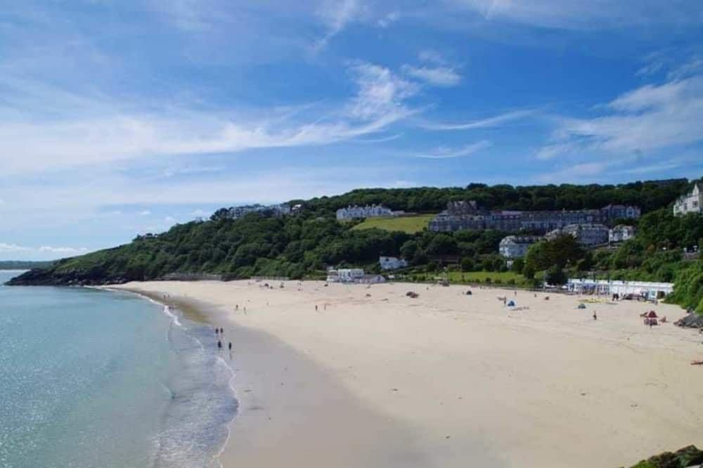 ثورليستون جيست هاوس