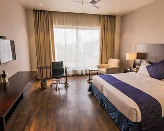 Amara Gateway Hotel - Morādābād - Bedroom