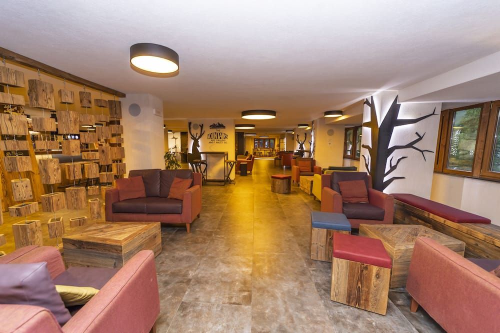 Hotel Petit Palais - ברויל צ'רביניה - טרקלין