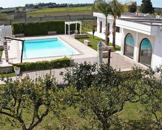 Tenuta San Nicola - Novoli - Piscina