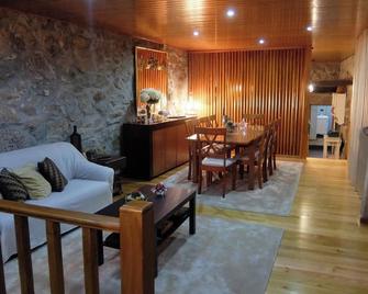 Paradisiacal Villa in Lousada with Private Pool - Lousada - Sala de estar
