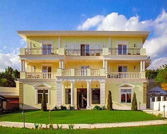 Aleksion Palace - Ognyanovo - Edificio