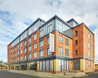 Holiday Inn Express Grimsby - Grimsby - Bâtiment
