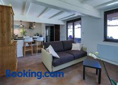 Suites Residences Spa - Colmar - Living room