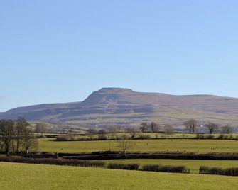 2 bedroom accommodation in Burton-in-Lonsdale, Carnforth - Leck - Outdoor view