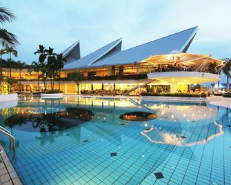 Republic of Singapore Yacht Club - Singapore - Piscina