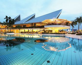 Republic of Singapore Yacht Club - Singapore - Pool