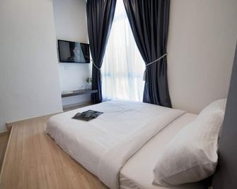 Big Orange Hotel - Sungai Petani - Bedroom