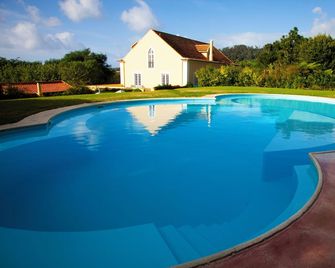 Quinta da Nasce Água - Angra do Heroísmo - Piscina