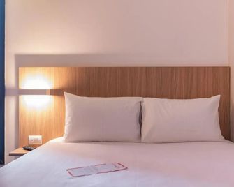 Hotel Moov Porto Alegre - Порто Алегре - Спальня