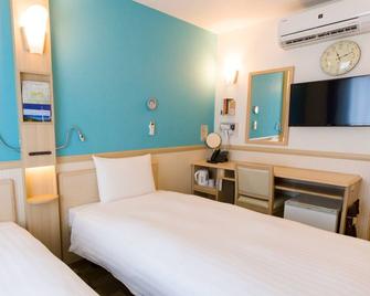 Toyoko Inn Shin-fuji-eki Minami-guchi - Fuji - Makuuhuone