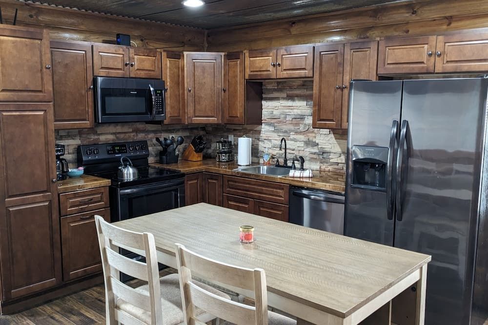 Modern constructed cabin close to Windrock trails! - Rocky Top - Cocina