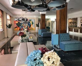 Hotel Rl Anibal - Лінарес - Лоббі