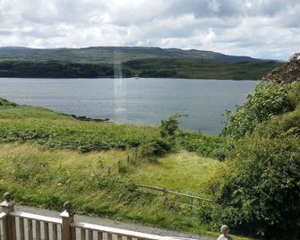 Tigh Na Fraoch - Portree - Outdoors view