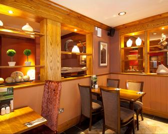 Premier Inn Barnsley Central M1 J37 - Barnsley - Dining room