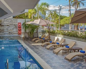 Hotel Be La Sierra - Santa Marta - Piscina
