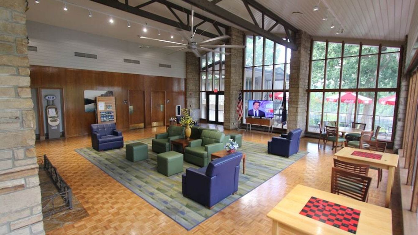 Lake Cumberland State Resort Park