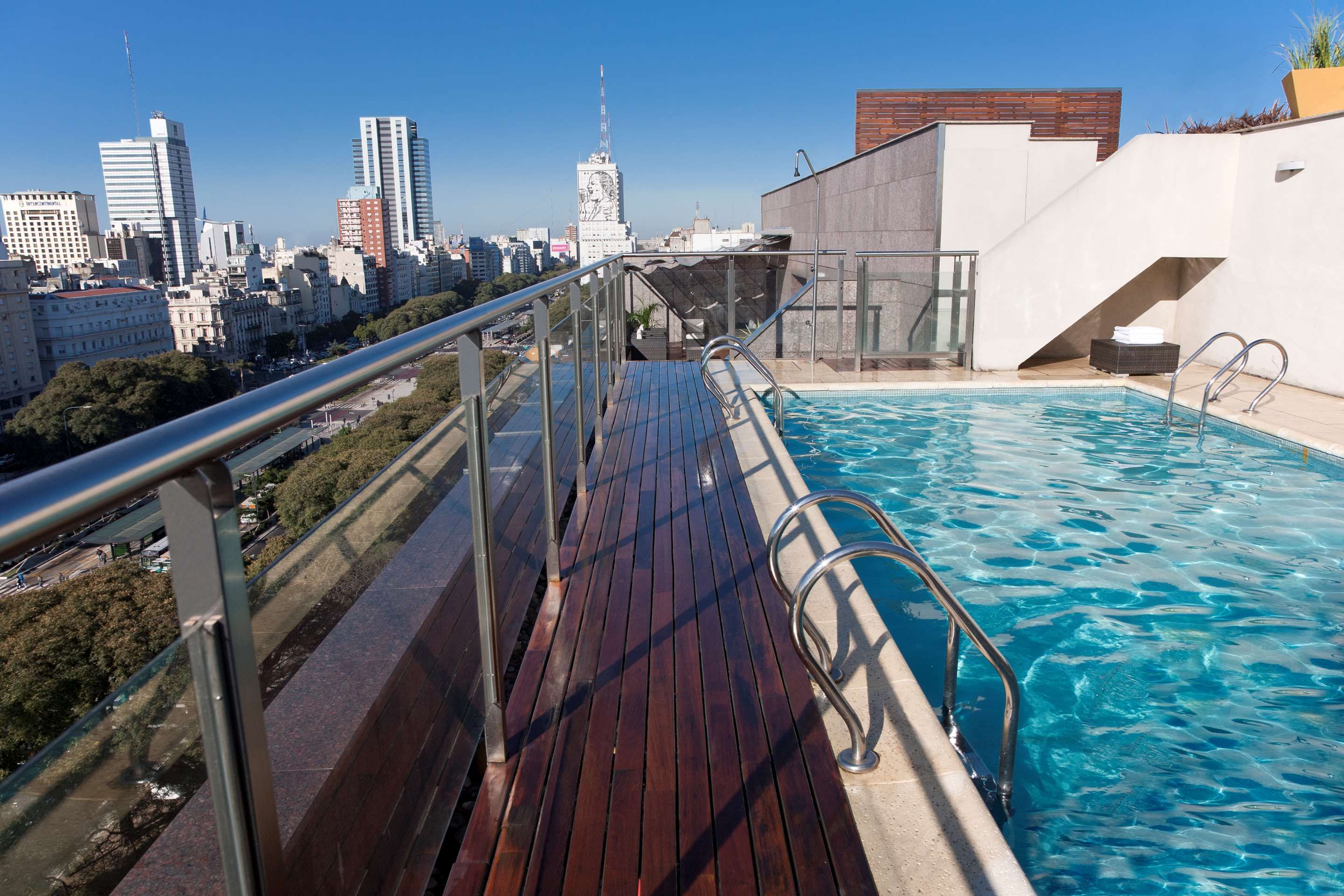 Nh Buenos Aires 9 De Julio Aed 297 A E D 3 0 5 Buenos Aires Hotel Deals Reviews Kayak