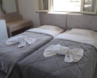 Knossos Hotel - Kalamaki