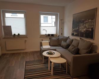 Kleine, ruhige Wohnung in Gelsenkirchen - Gelsenkirchen - Huiskamer