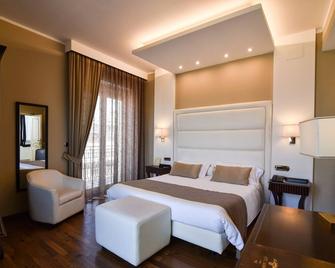 Hotel Palma - Pompei - Bedroom