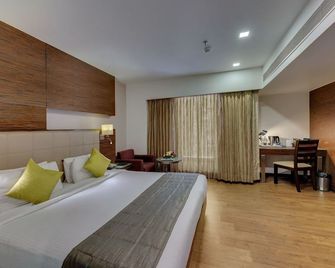 Hotel Suba Star Ahmedabad - Ahmedabad - Bedroom