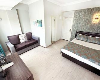 ساجرولو أوتل - طرابزون - غرفة نوم