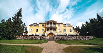 Karolineburg Manor House Hotel - Kajaani - Edificio