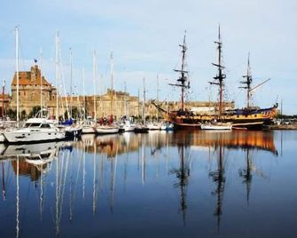 Apartment of 60 m2 - district Saint Enogat - Dinard - Dinard