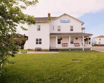 Auberge Lac-Saint-Jean - Робервал - Будівля