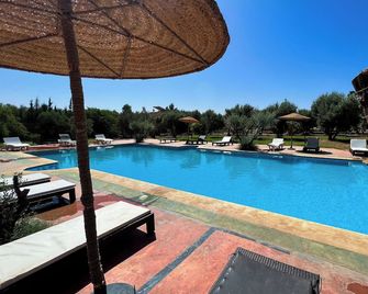 Guest House Qodwa - Marrakech - Piscină
