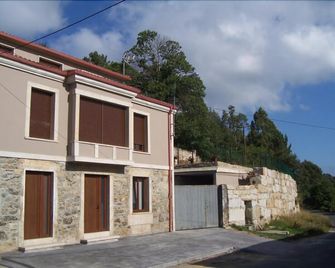 Casa Victoriano - Melide - Building