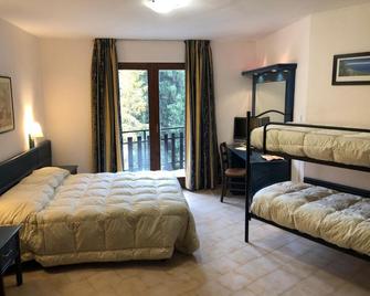 petit paradis - Ayas - Camera da letto