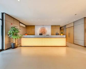 Jinjiang Inn Dalian Lianhe Road - Dalian - Front desk