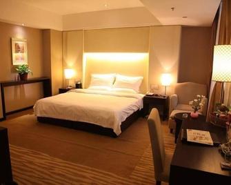 Pairui Hotel - Chengdu - Bedroom