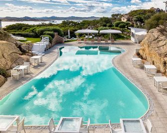Grand Hotel Resort&spa Ma&ma - Adults Only - La Maddalena - Piscina